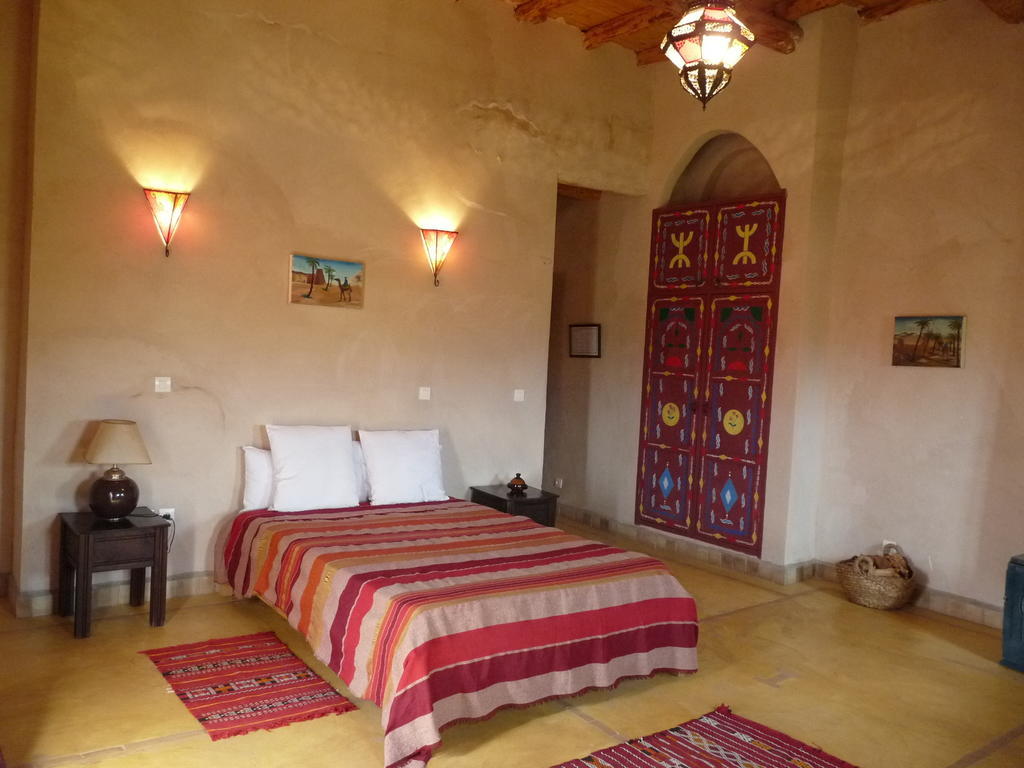 ホテル Kasbah Timdaf ドゥムナット 部屋 写真