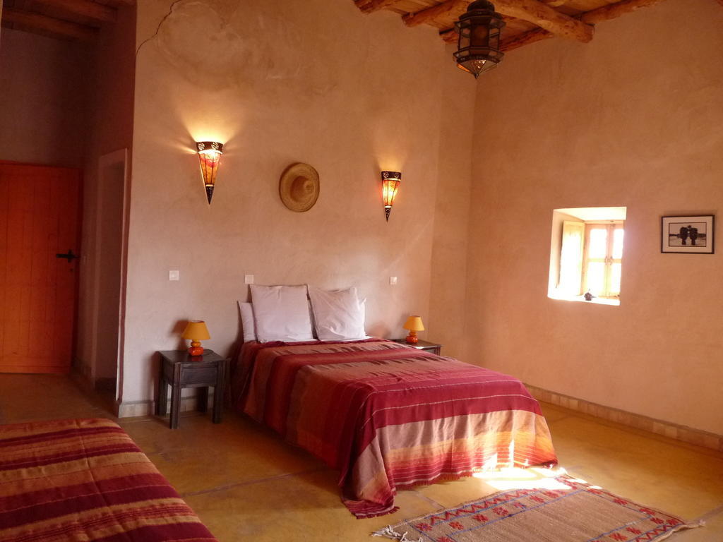 ホテル Kasbah Timdaf ドゥムナット 部屋 写真
